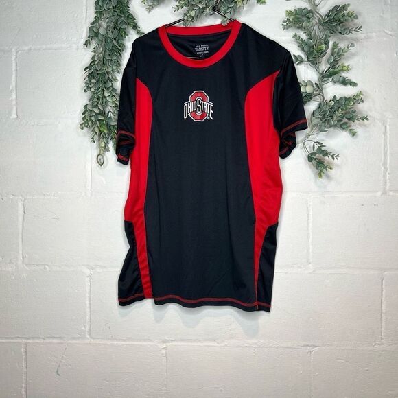 Authentic apparel Other - Authentic apparel Ohio state buckeyes tshirt